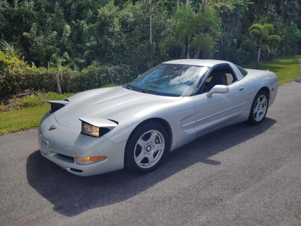 1998 Chevrolet Corvette C5 manual - 10