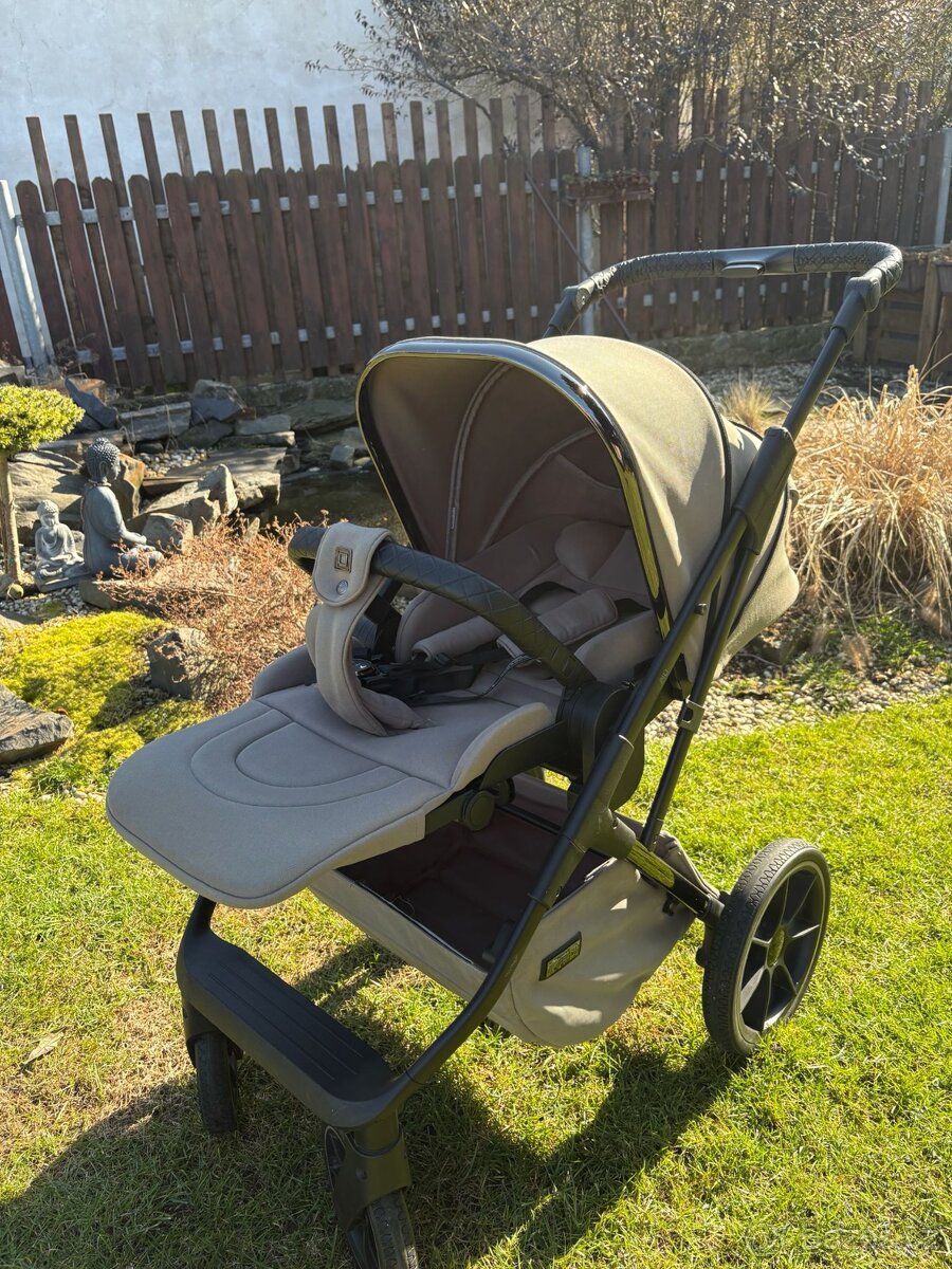 Kočárek Moon Piú 2024-set - 10