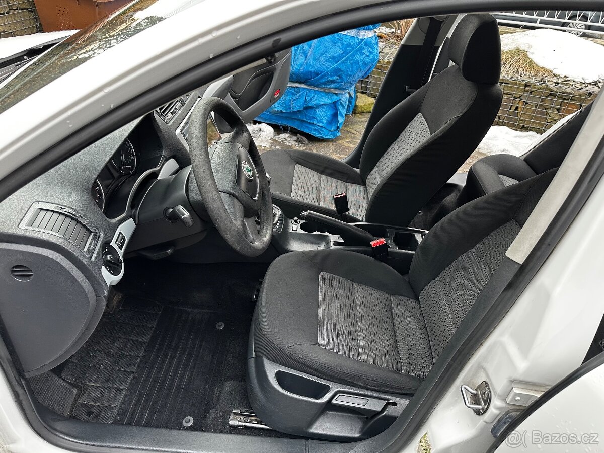 Škoda Octavia 1.6 TDI - 77 Kw - 10