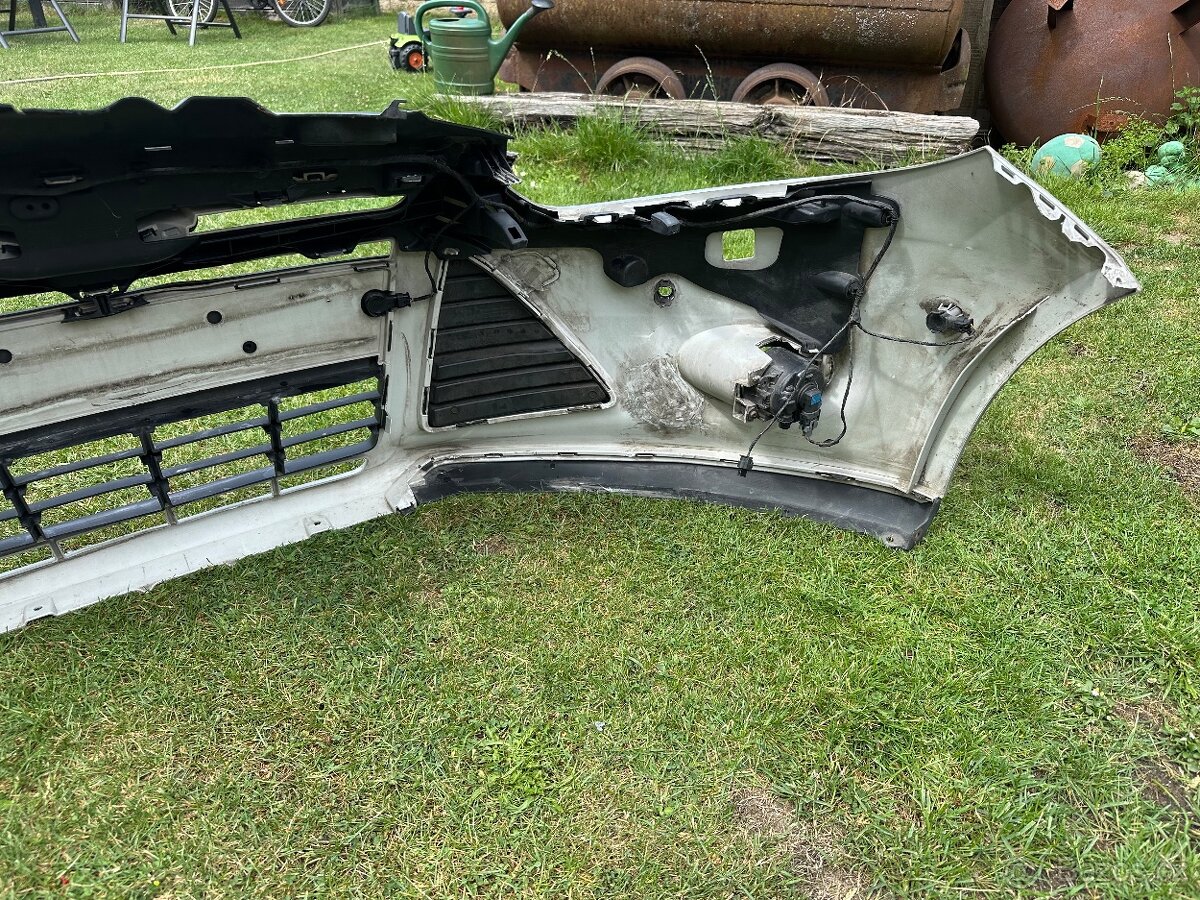 Přední nárazník - ford focus MK3 (2012) - 10