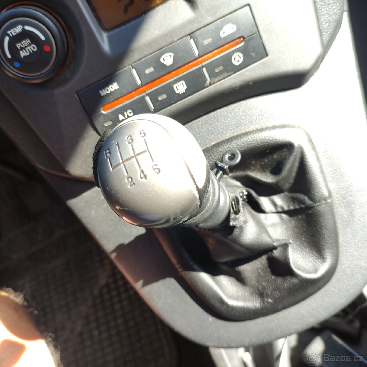 Kia carens náhradní díly 2,0crdi 85kw - 10