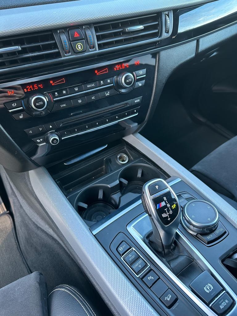 Bmw X5 M50d - 10