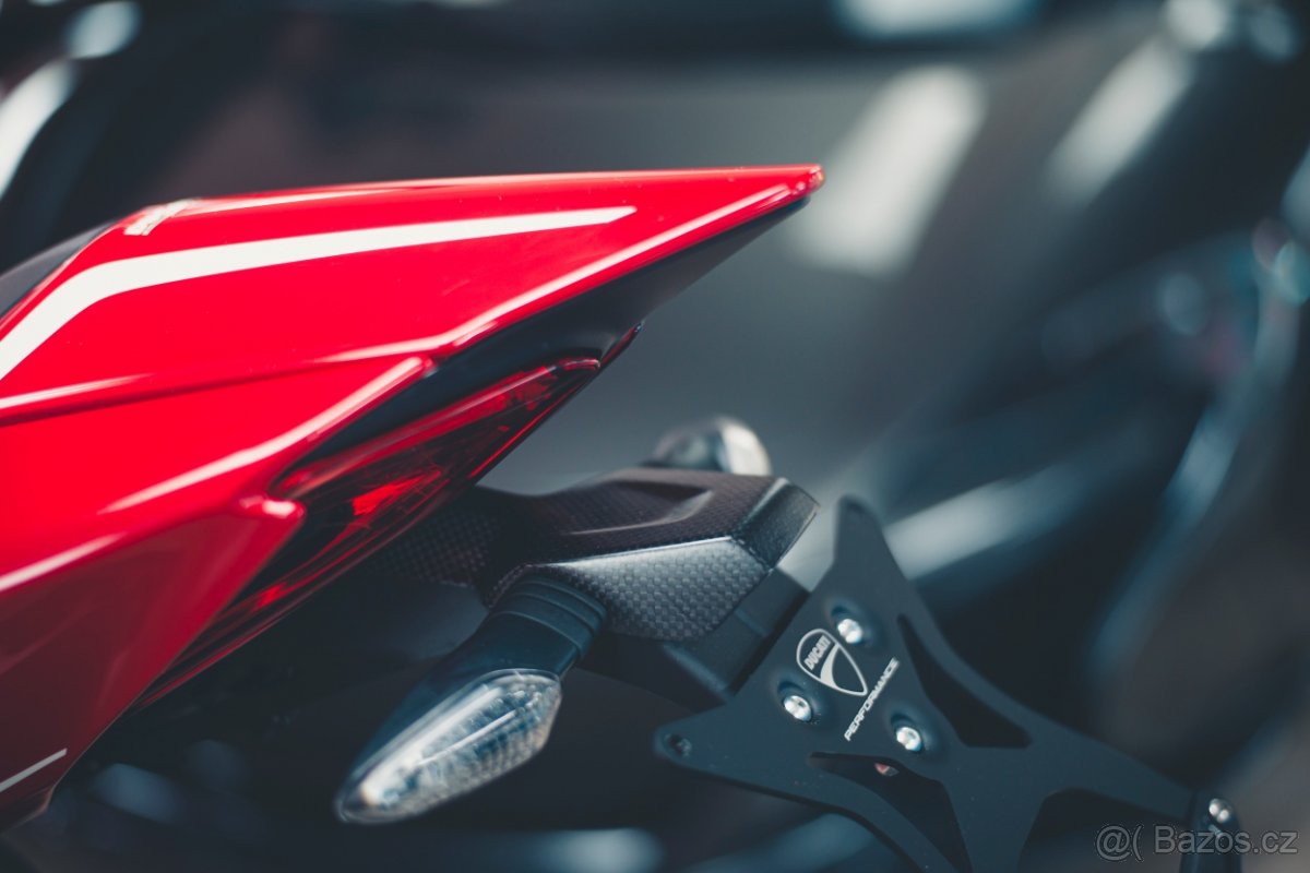 Ducati 1199 Panigale R 1 Majitel - 10