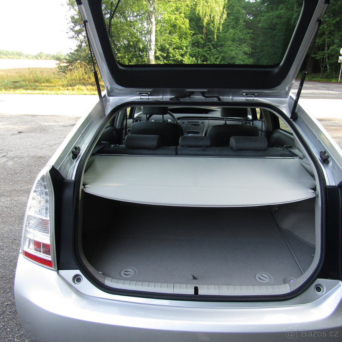 Toyota Prius 1,8i 73kw HYBRID, PLNÝ SERVIS TOYOTA, 121tkm - 10