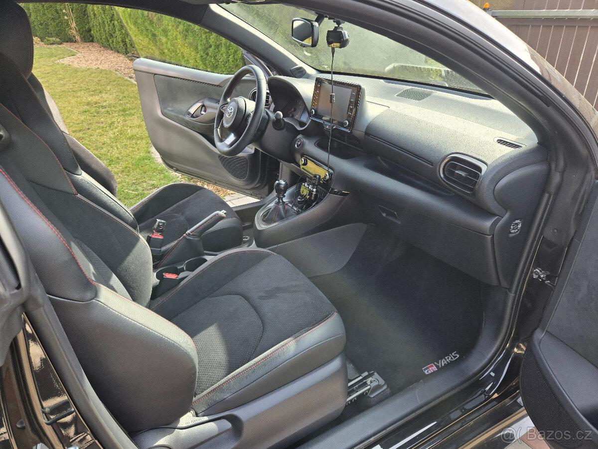 Toyota Yaris 1.6 Turbo GR Circuit Pack 4x4 261koní - 10