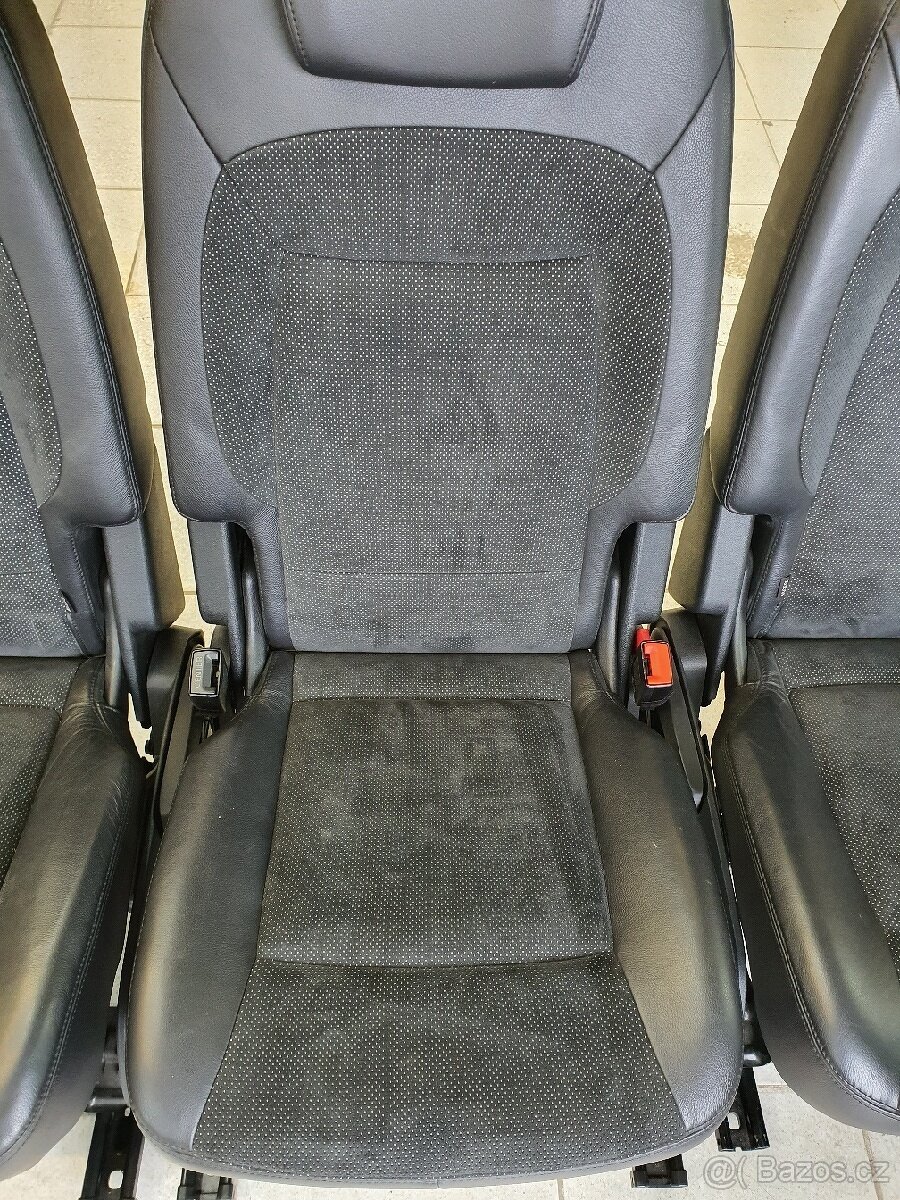 interier sedacky kuze alcantara ford s-max galaxy - 10