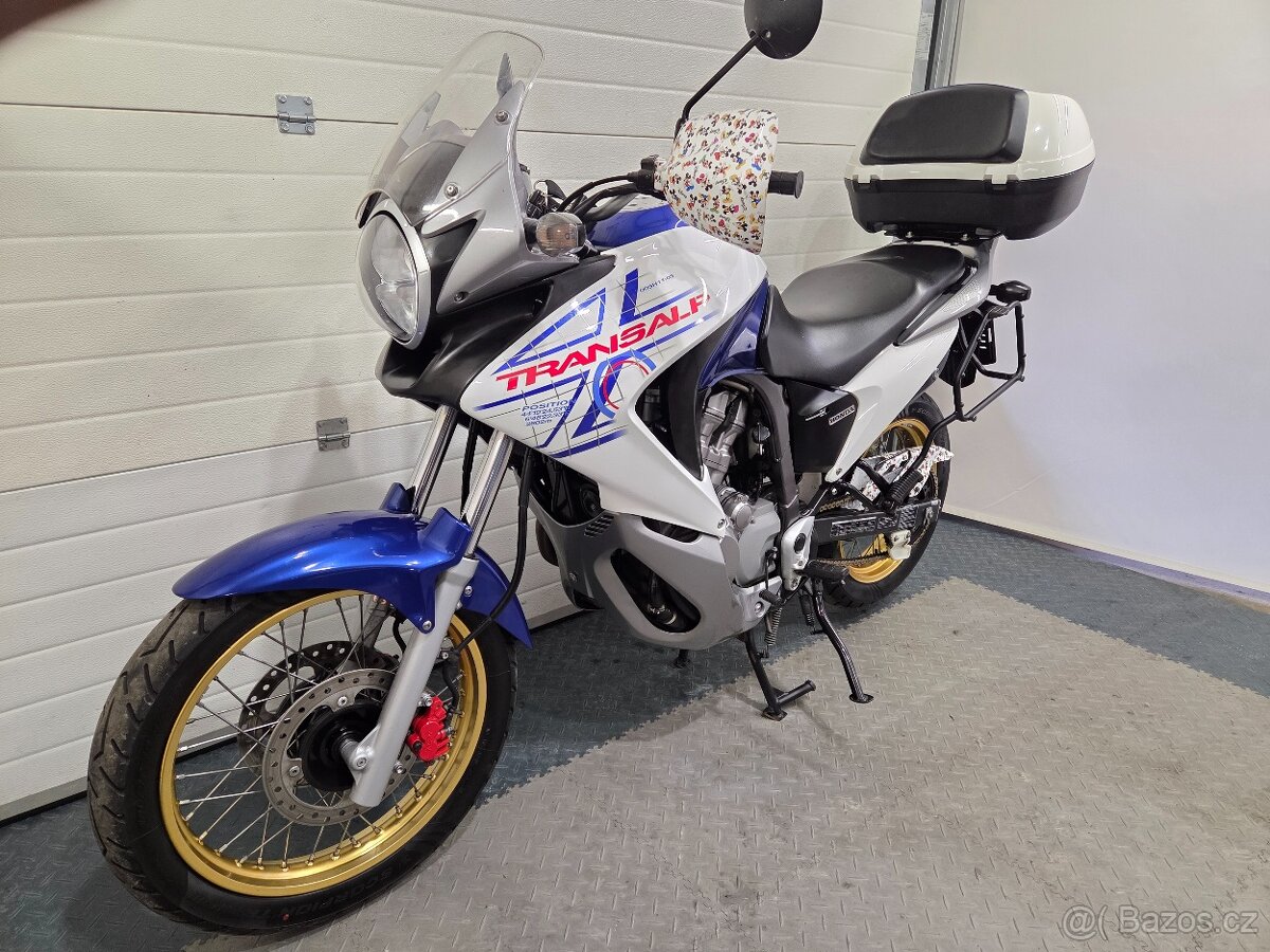 Honda XL700 V Transalp - 10
