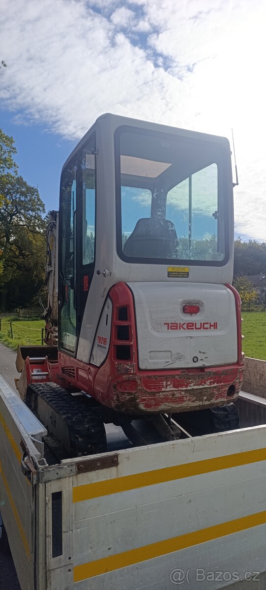Minibagr Takeuchi TB216 - 10