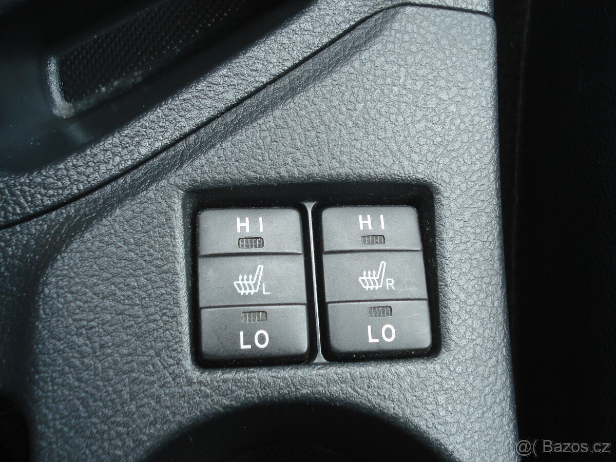 Toyota Auris 1.8 Hybrid e-CVT Executive - 10