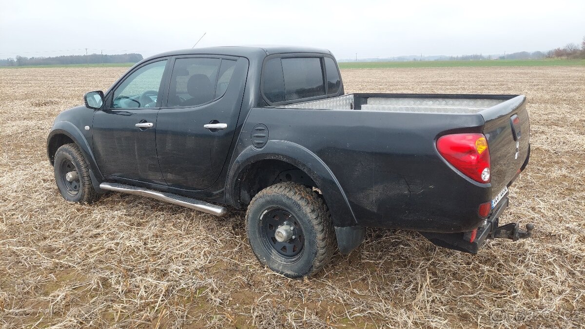 Mitsubishi L200 2.5 Diesel 131 kW – automat, 4x4 - 10