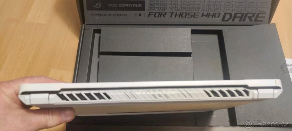 ASUS ROG Zephyrus G14 (2022) – výborný stav - 10