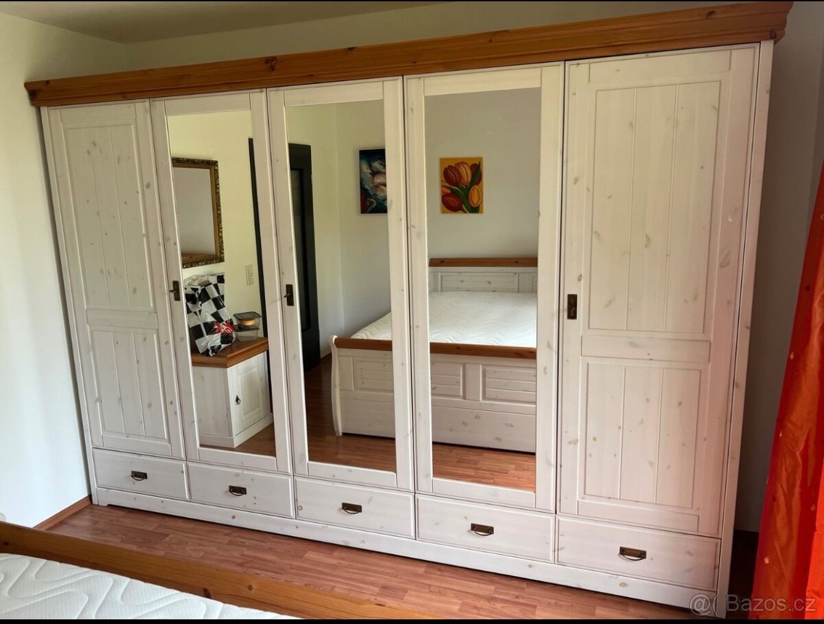 Celomasivní luxusní venkovská ložnice ROMERO se šuplíky - 10