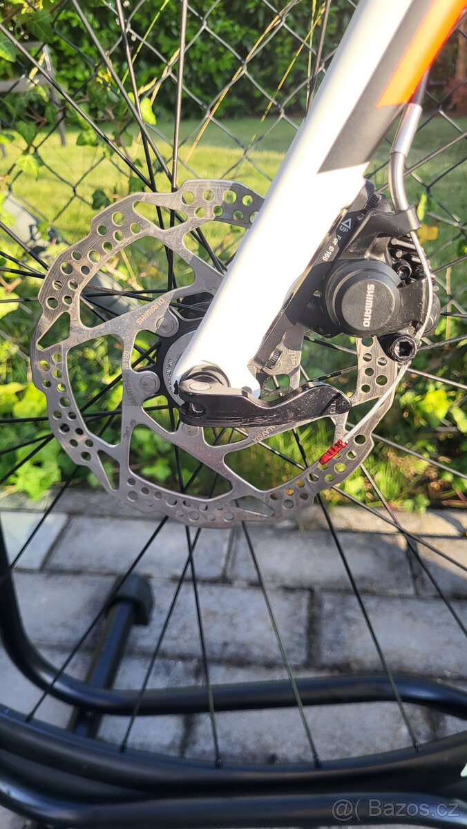 Silnoiční kolo SCOTT SPEEDSTER - 10