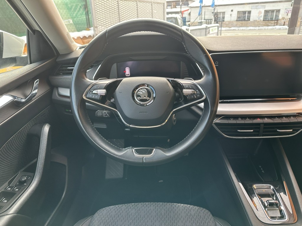 Škoda Octavia 2.0 TDi 110kW DSG - 10