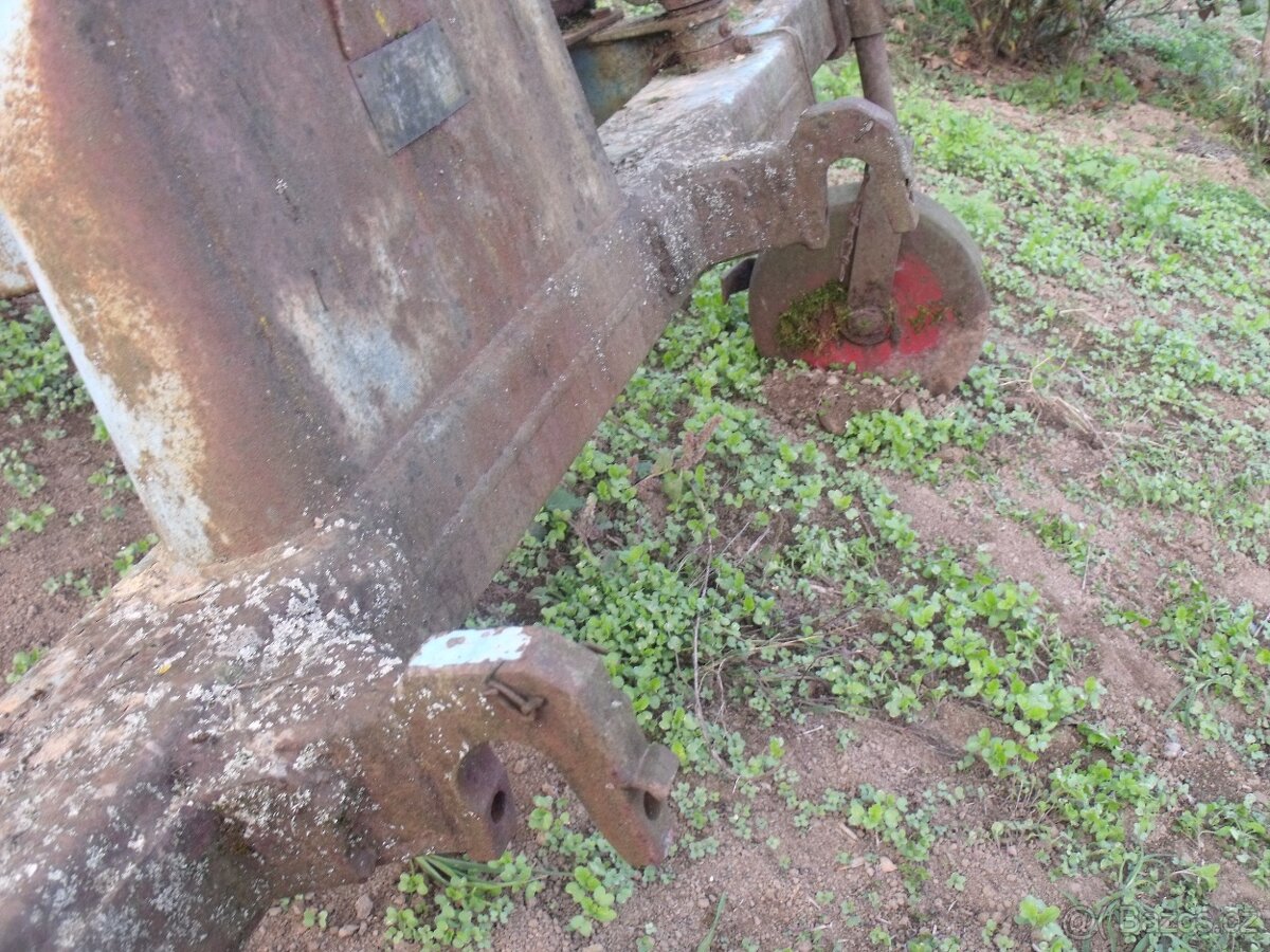 Plečka NDR typ FORTSCHRITT P 437 - 10