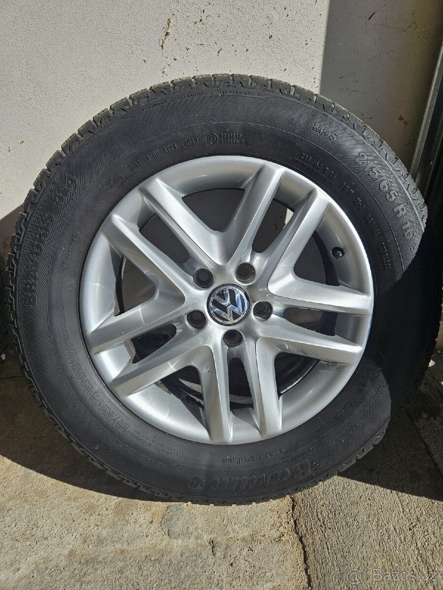 Litá kola VW Tiguan + letními pneu Barum 215/65 R16
- 10