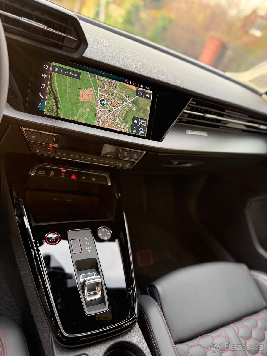 AUDI RS3 2.5 TFSI 294kw záruka 2028 - 10