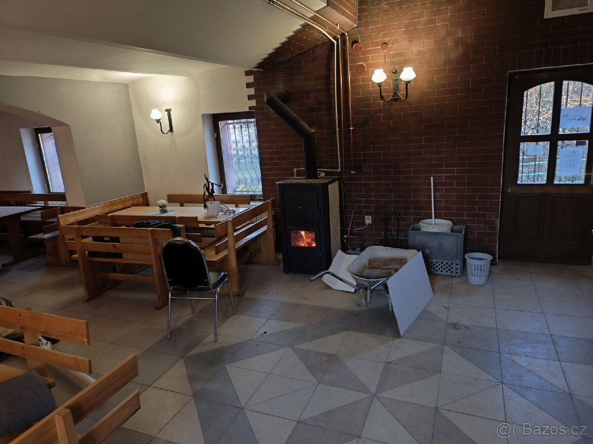 pronajmu hospodu babice u šternberka - 10