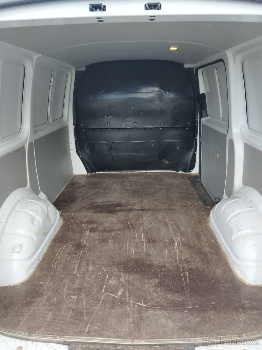 VW Transporter 130tis.km DPH, bez AdBlue - 10