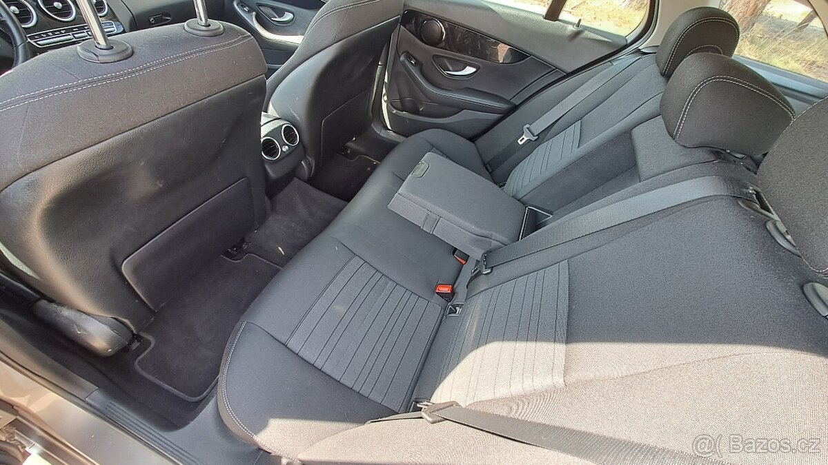 Mercedes-Benz Třídy C C180 d Business Solution - 10