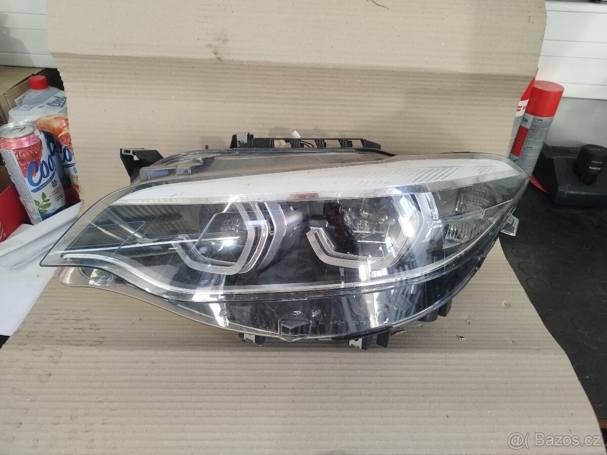 BMW M2 světla 8738686 8738685 - 10