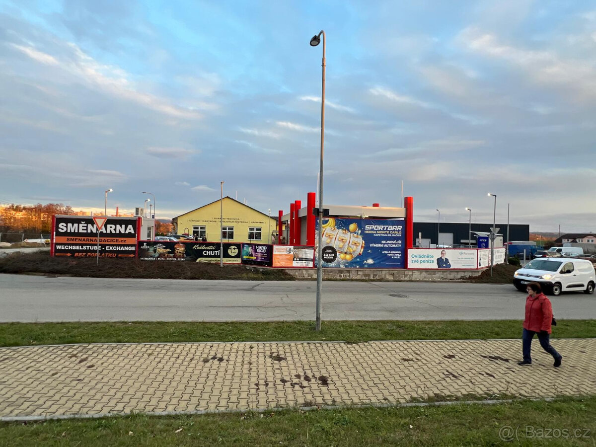 Profitabilní automyčka na vlastním pozemku v Dačicích - 10