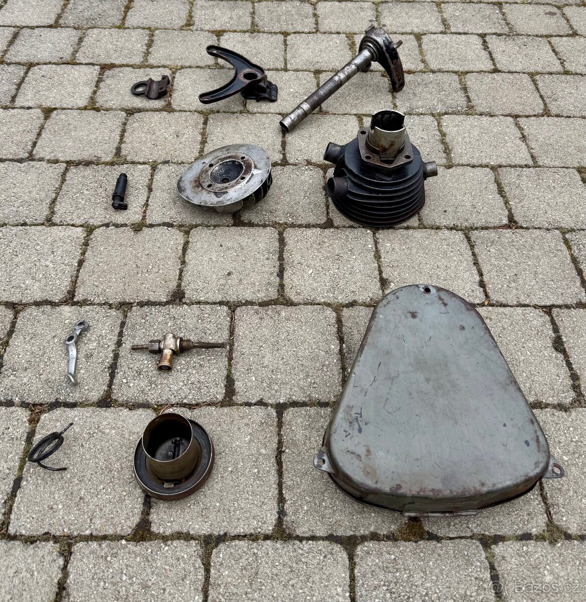 ČZ 125 B T - dily - 10