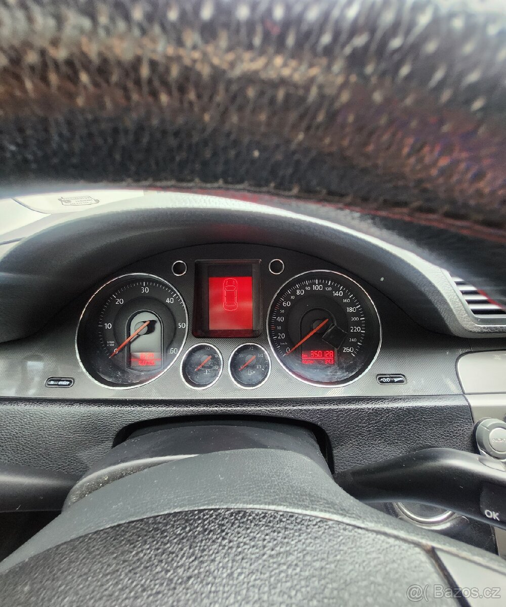 Volkswagen Passat 2.0TDI - 10