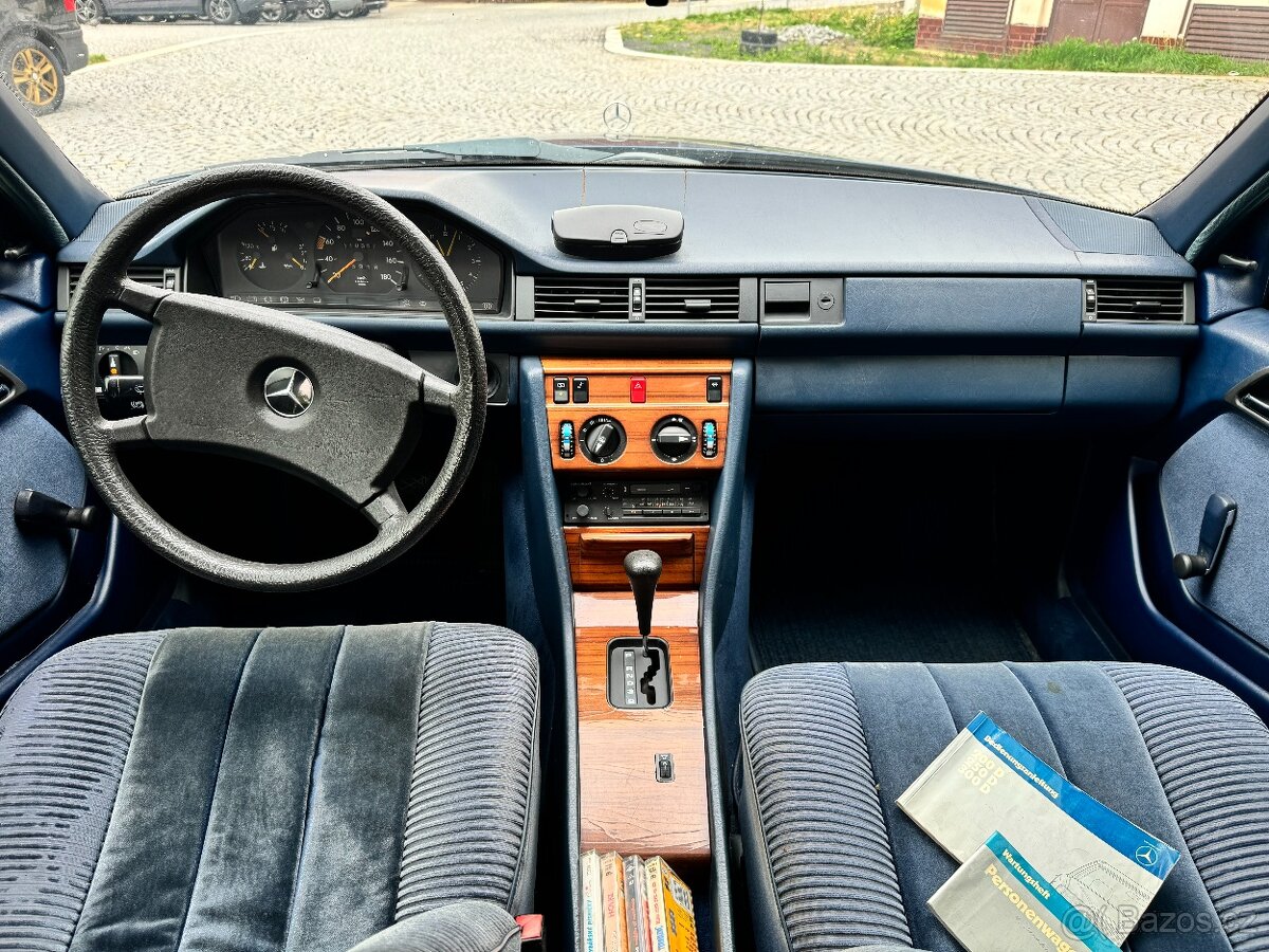 Mercedes-Benz 200, C124 200D Automat 53kW TOP - 10