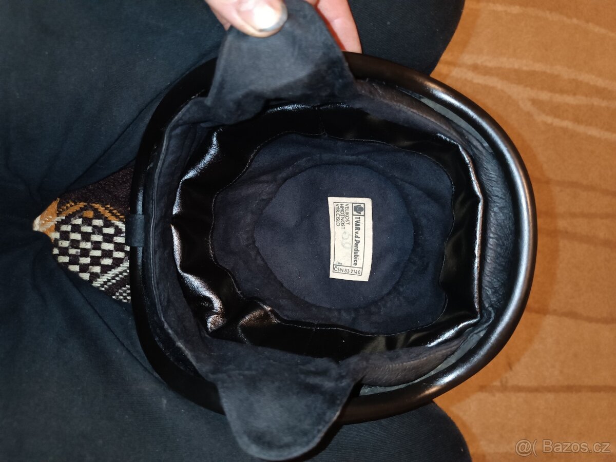 Stará helma, přilba - Cassida CROSS - 10