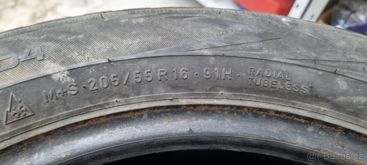 Sada zimních pneu Nokian WR X4 205 / 55 R16 - 10