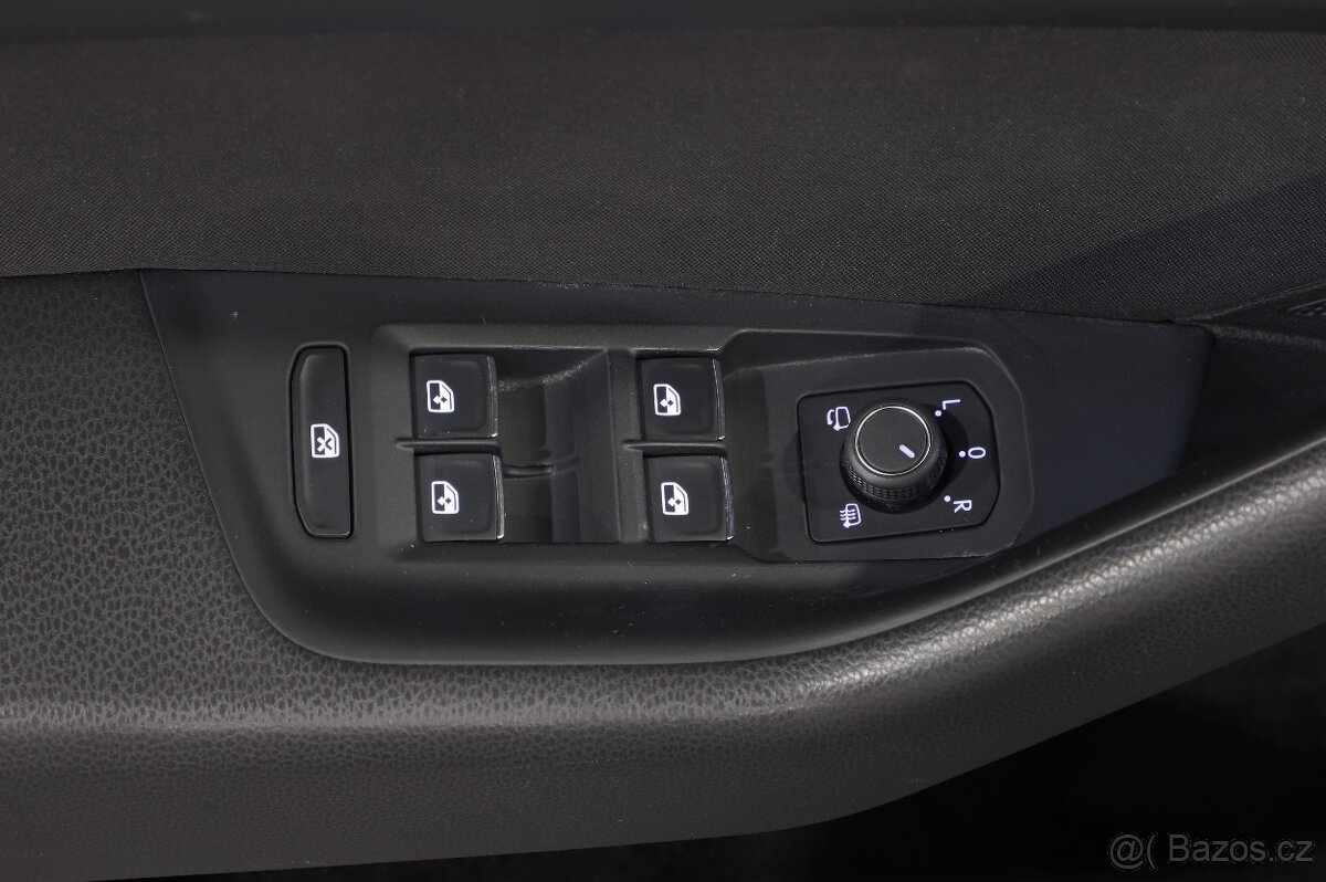 VW Passat GTE - Autodraft - otevřeno celý víkend do 20:00 - 10