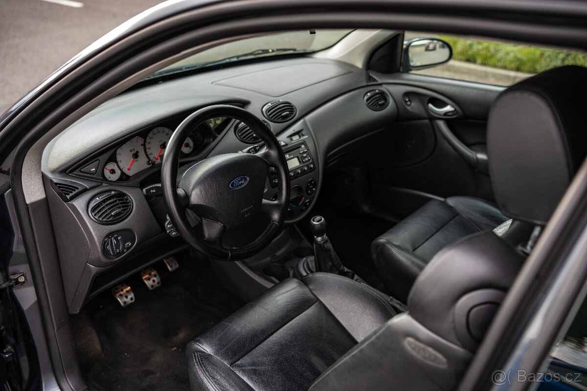 Ford Focus ST170 - 10