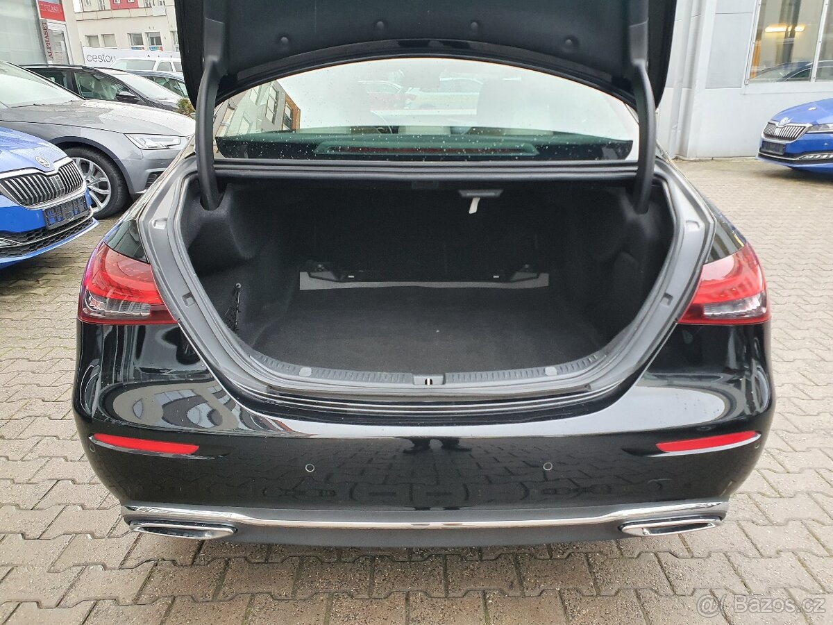 Mercedes-Benz E220d Sedan 147kW AVANTGARDE- záruka Autodraft - 10