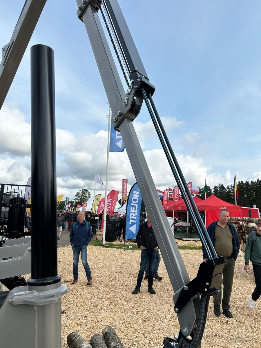 Přívěs na přepravu dřeva Trejon Multiforest MF1202 s jeřábem - 10