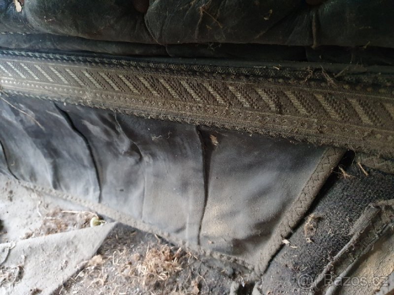 3 kočáry bryčky pro koně + postroje+lampy - 10