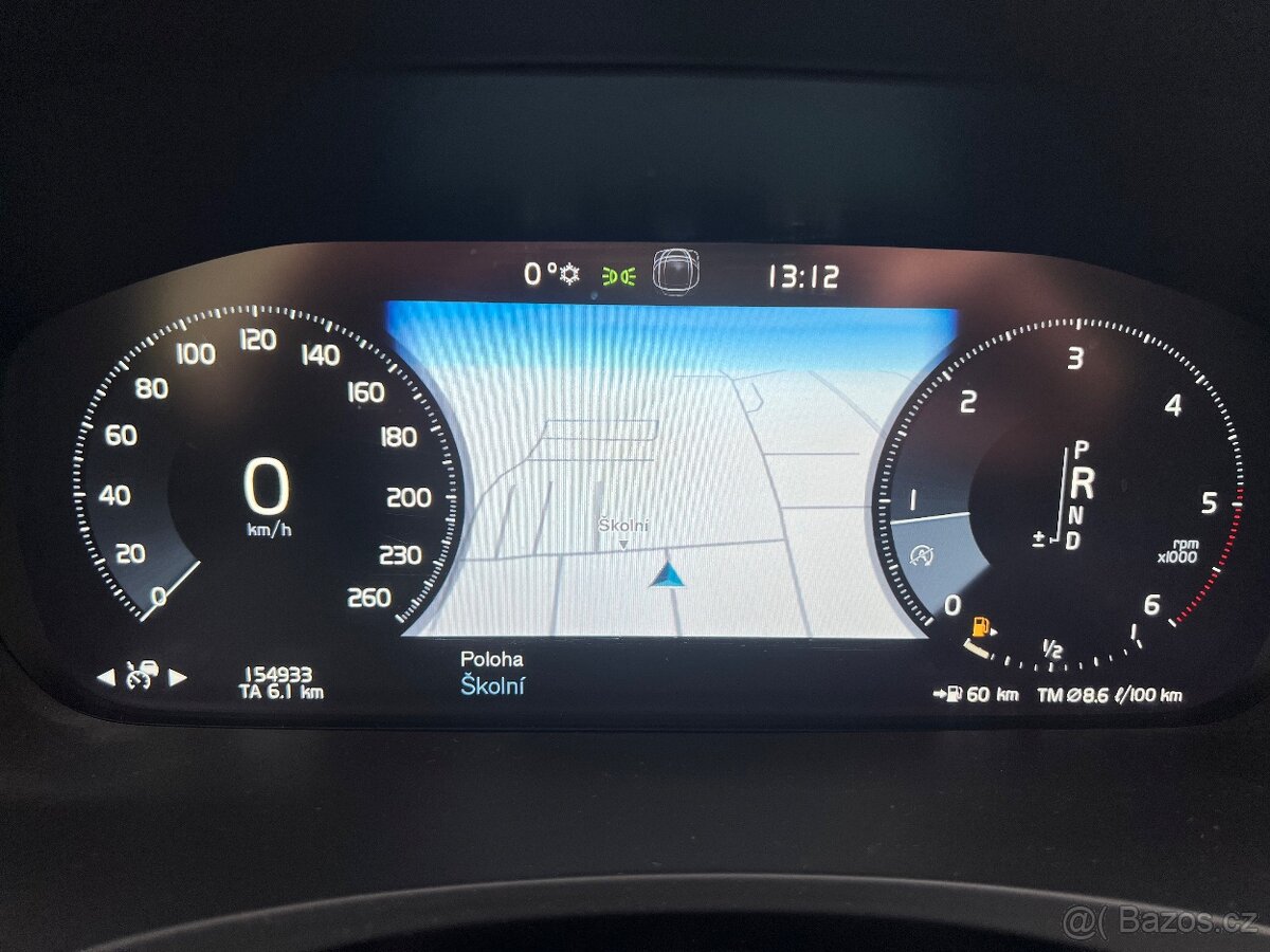 Volvo V90 Cross Country - 10