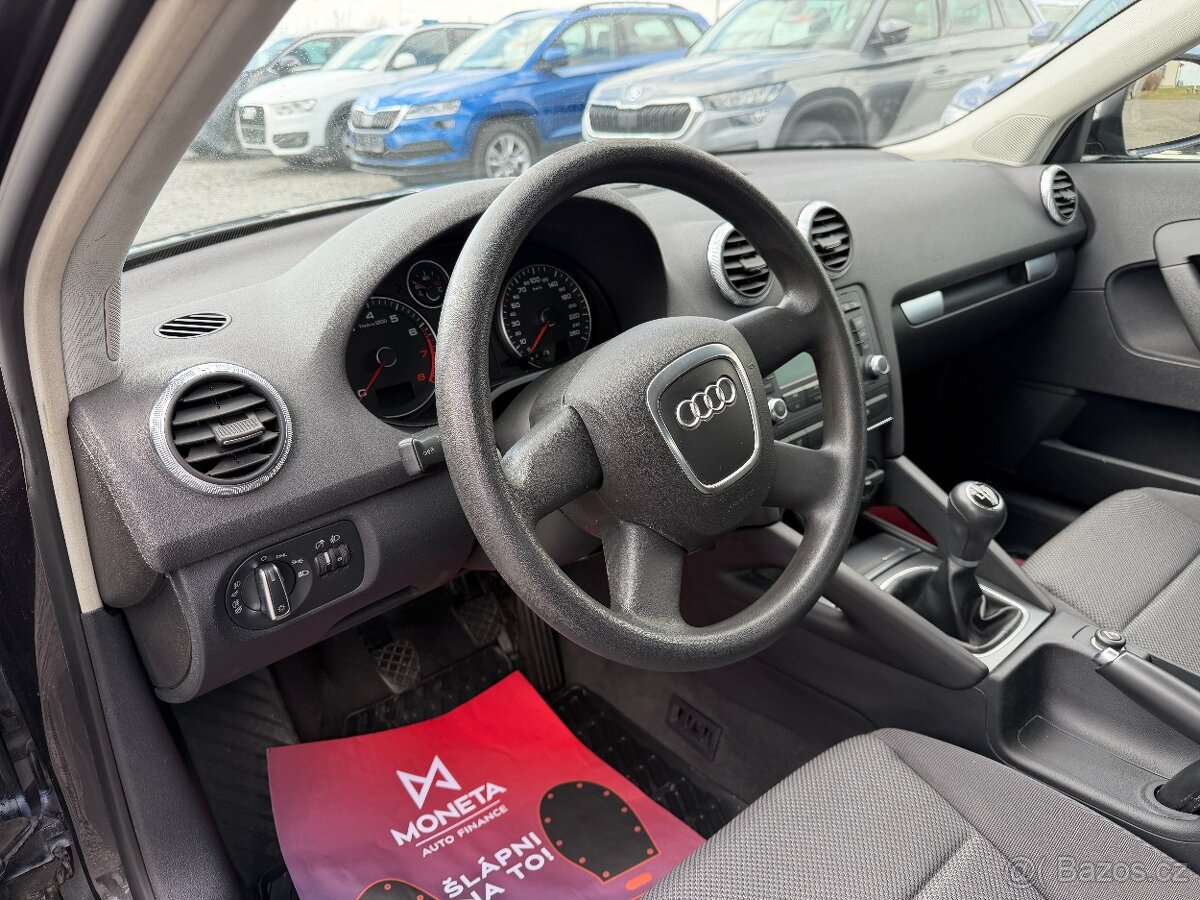 Audi A3 1,6 MPi 75 kw Sportback - 10