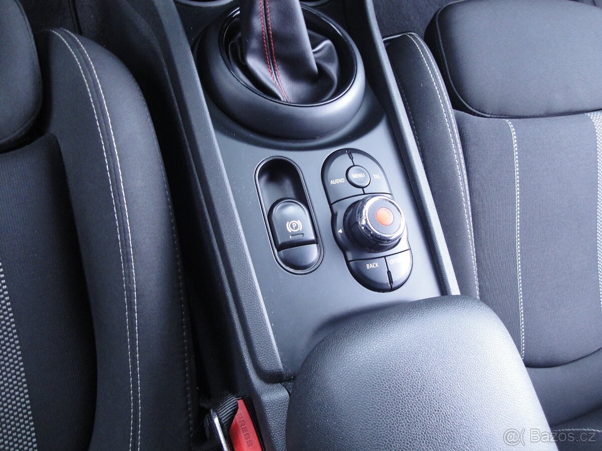 Prodám Mini Cooper Clubman 1.5,100kw,72tis.km - 10