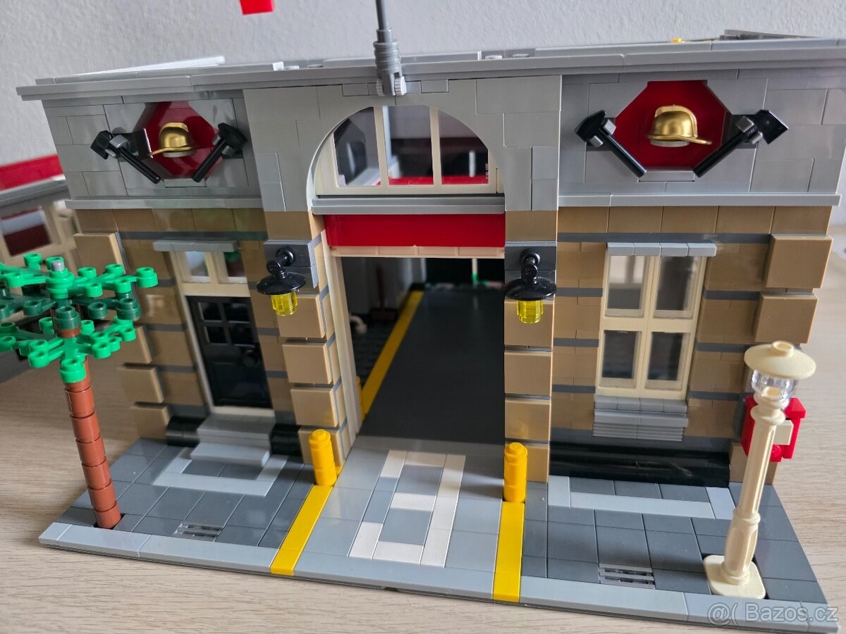 LEGO 10197 Hasičská stanice + návody (rok 2009) - 10