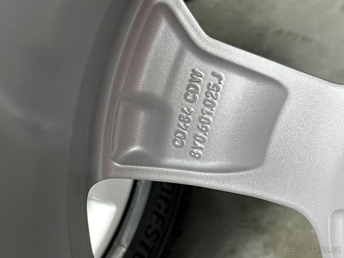 Audi a3, golf, Octavie r18 225/40 nejeté zimní - 10