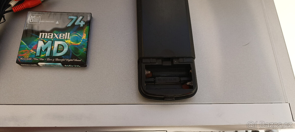 SONY MDS-JE510 Stereo Minidisc Player-Recorder - 10