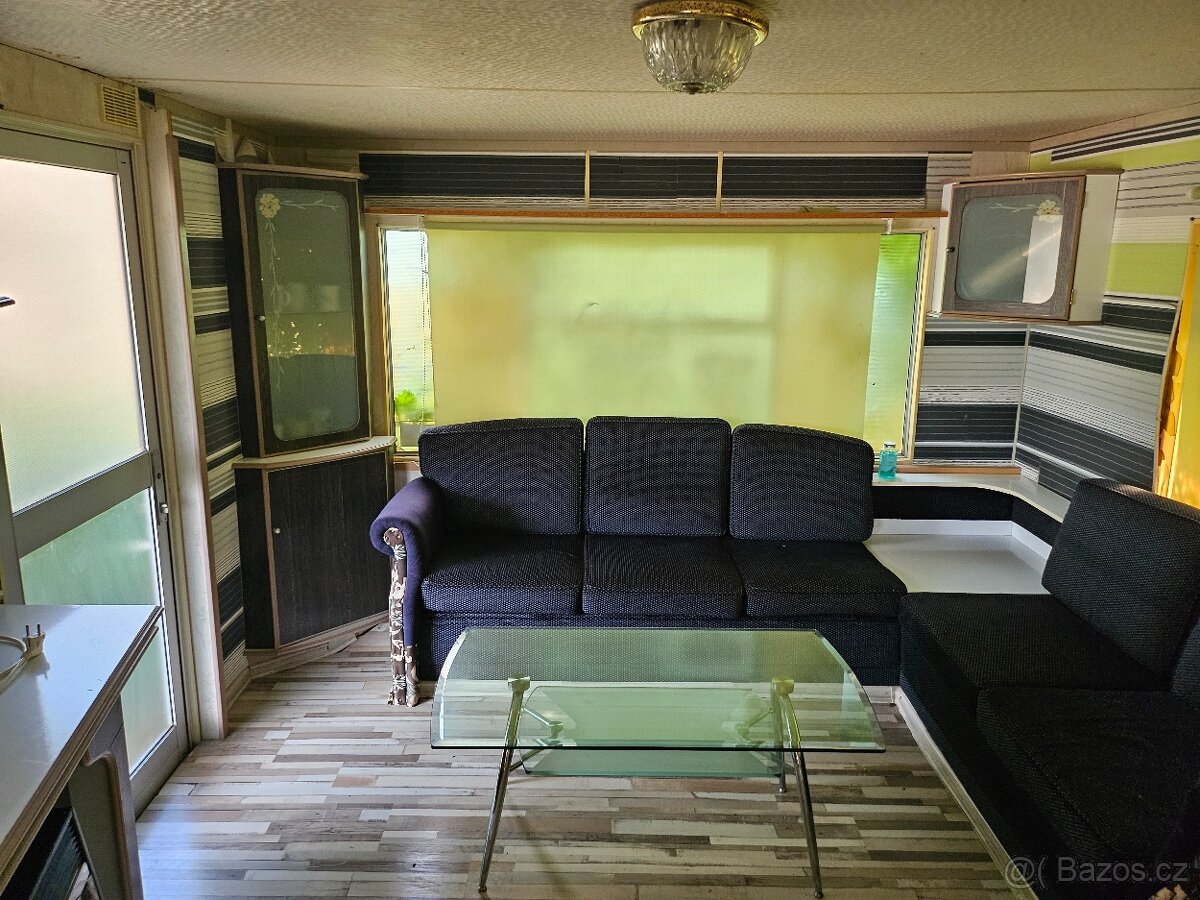 PRODÁM STÁJ - ZAHRADU V OBLEKOVICÍCH - 10