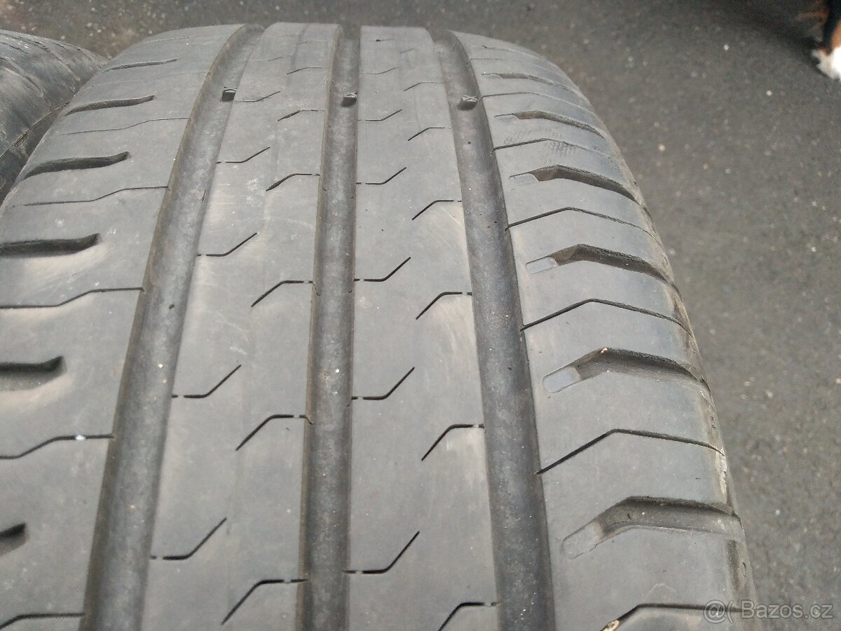Prodám letní Gumy Continental 185/55 R15 - 10