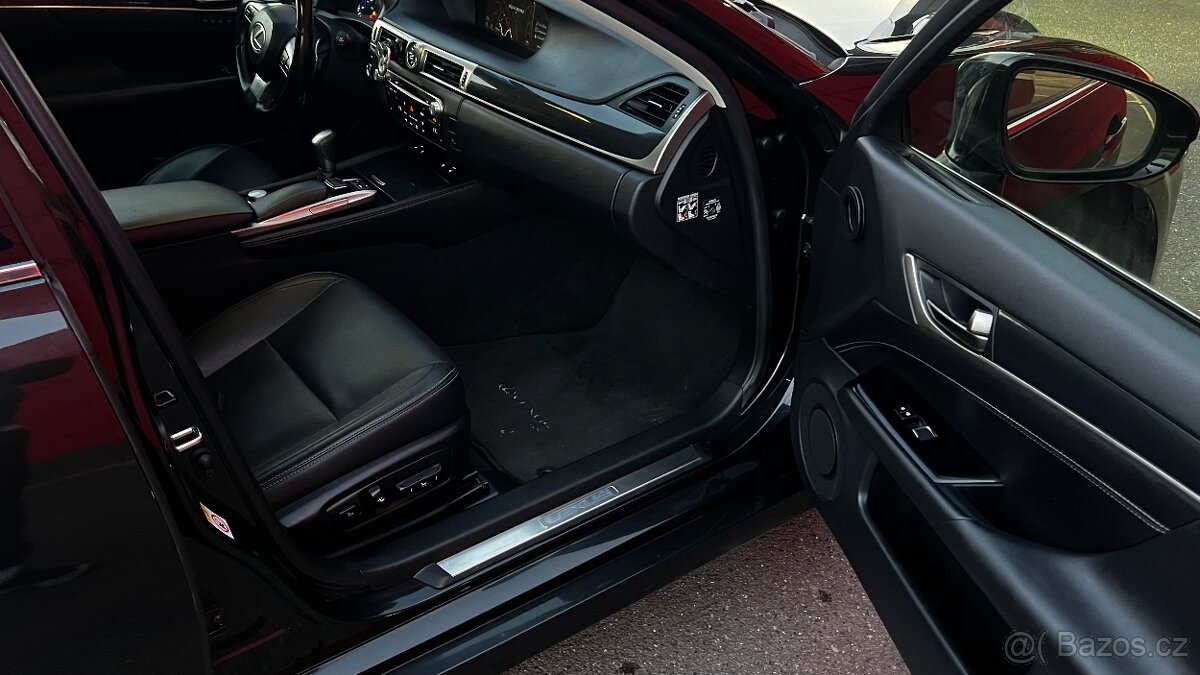 Lexus - 10
