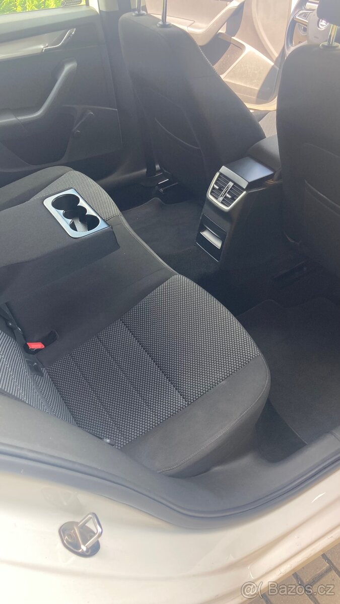 Škoda Octavia 3 1.6 TDi combi - 10