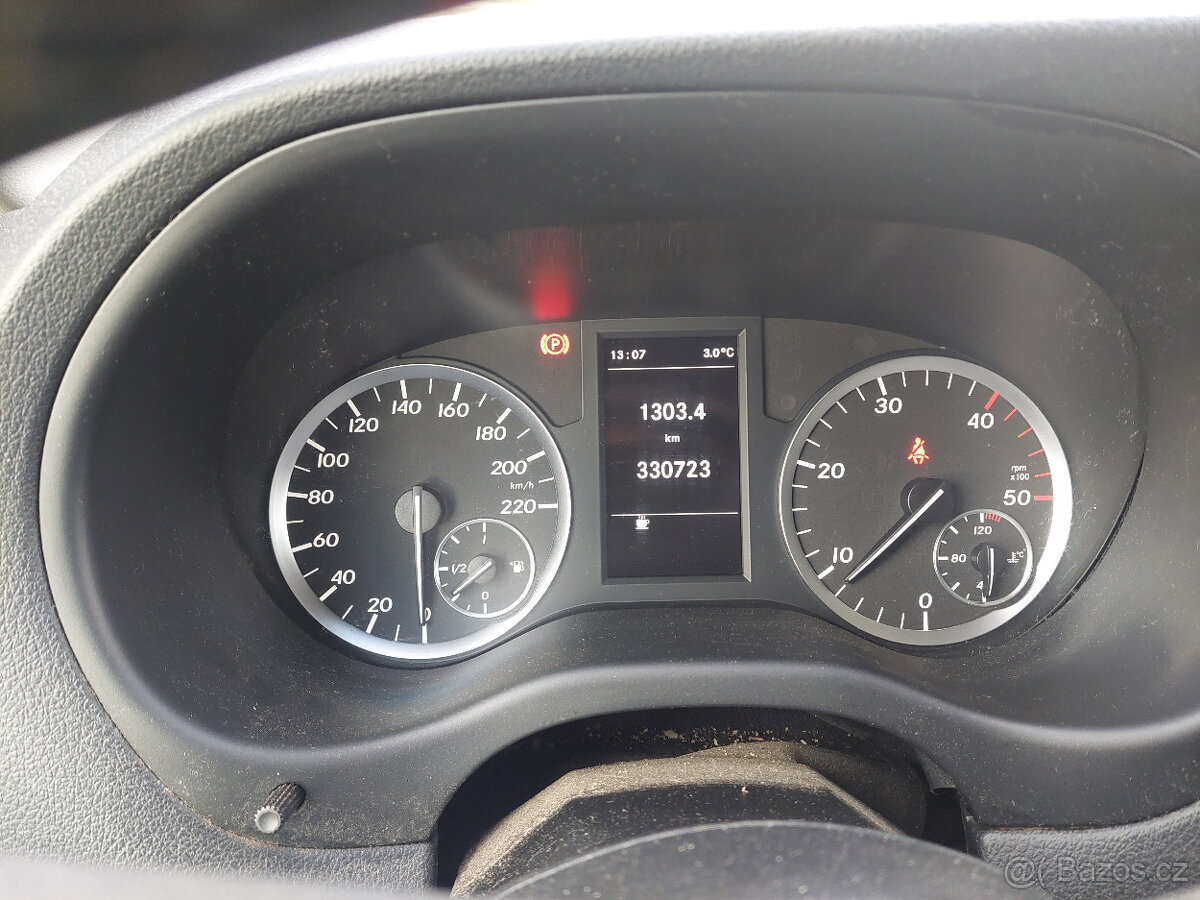 Mercedes-Benz Vito 116 CDI (2017) - 10