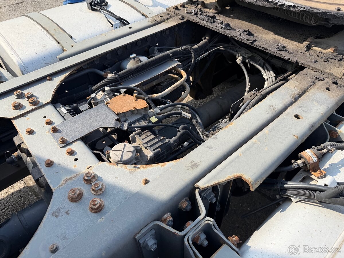 DAF XF 460 / 2x nádrž , Standart - 10