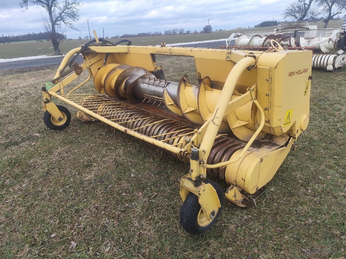 Řezačka New Holland FX 48 - 10