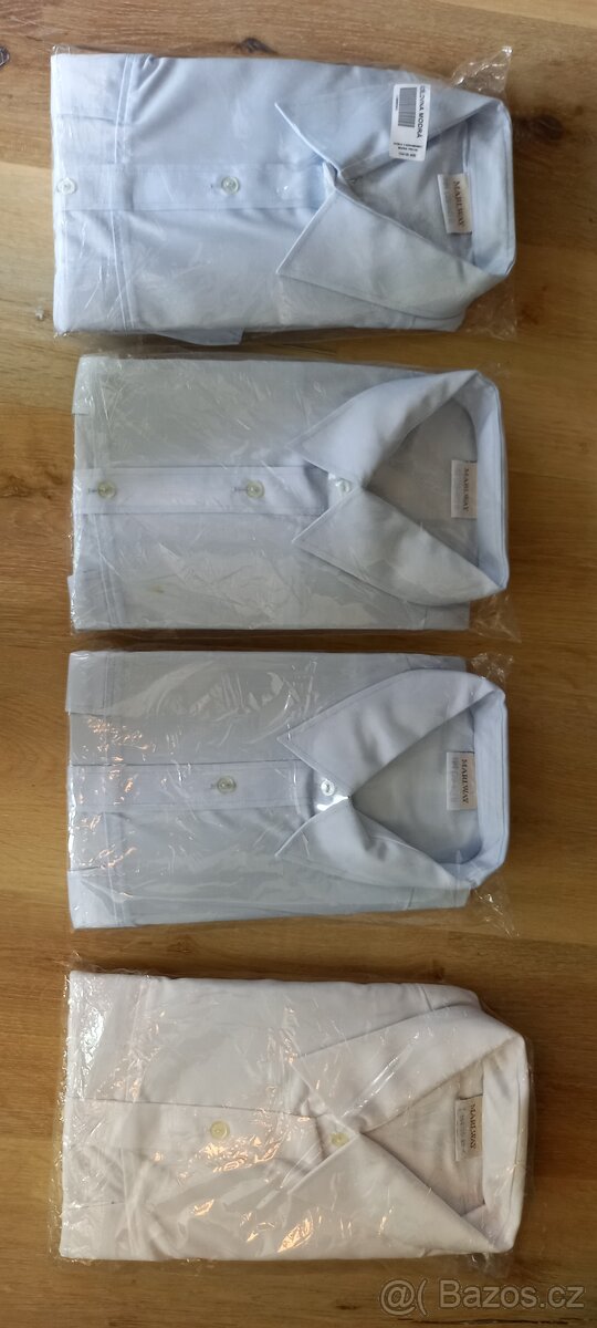 uniformy Hradní stráže - 10